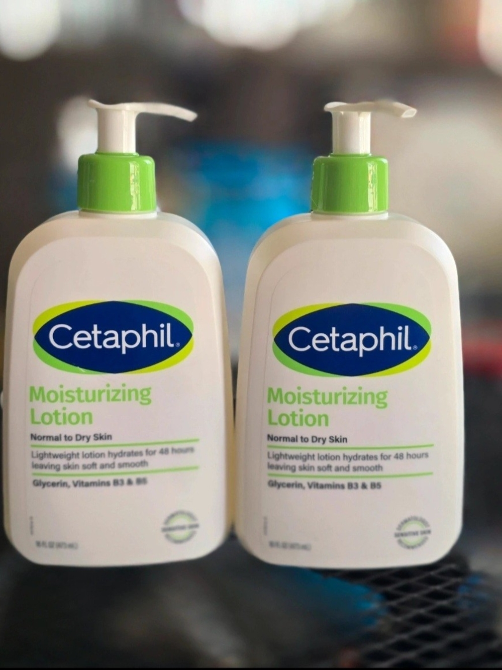 Cetaphil Moisturizing Lotion for Normal to Dry Skin - White with Green Cap